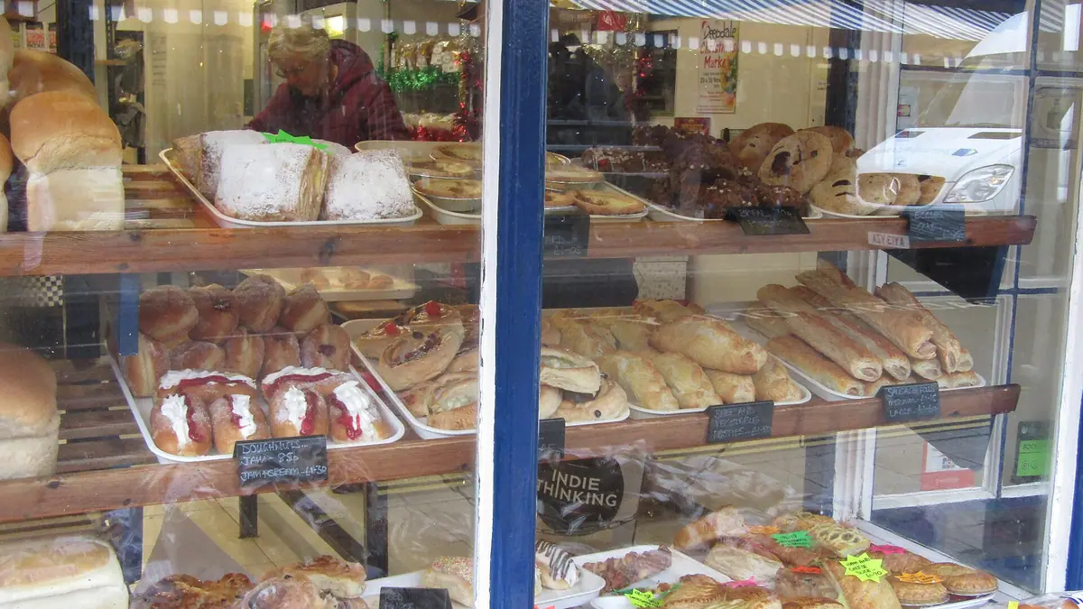 Apple Bakery – bakery in Curry Mile, Manchester